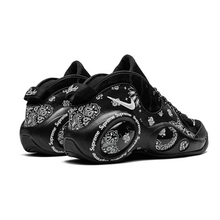 Load image into Gallery viewer, Nike x Supreme Air Zoom Flight 95 SP Supreme Black
