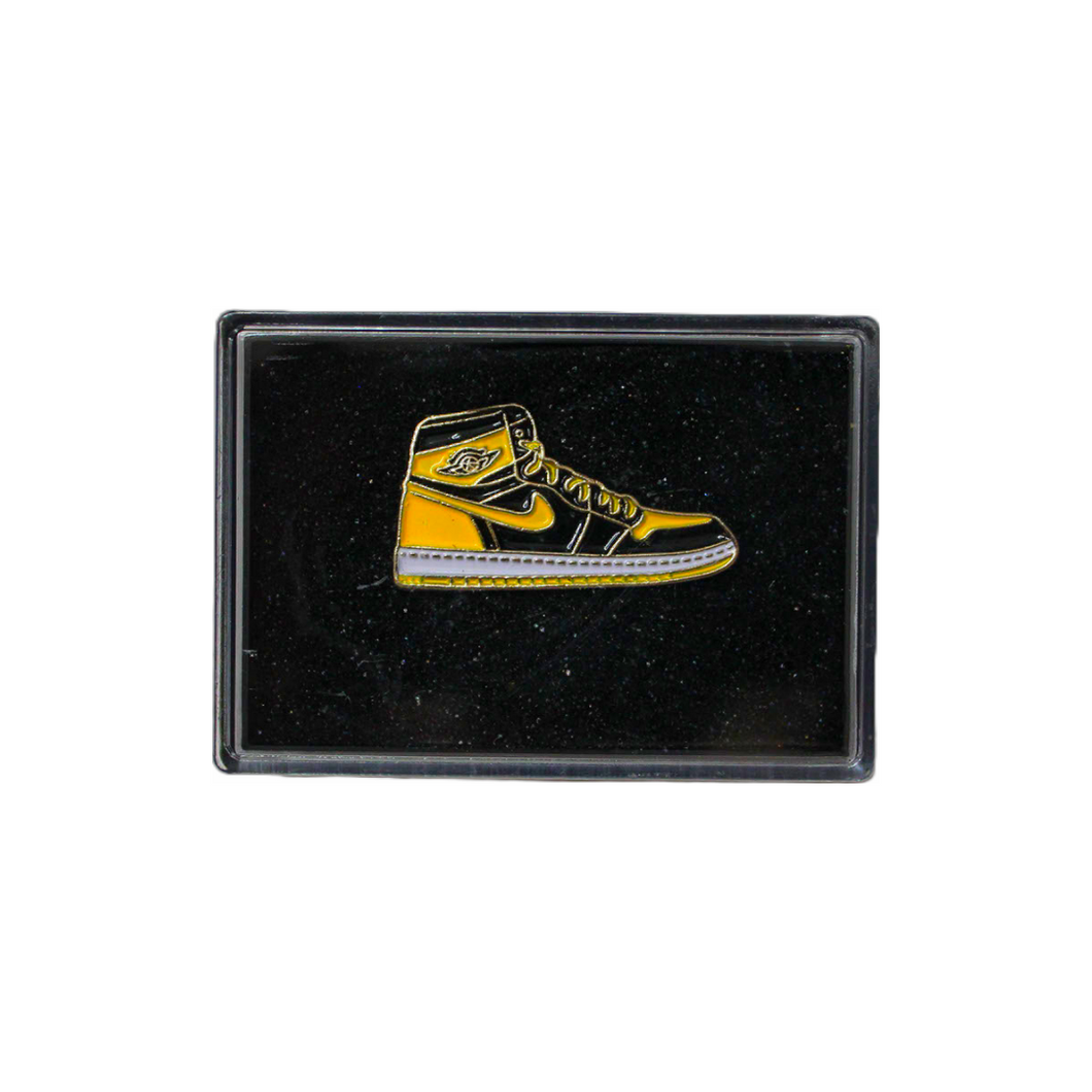Jordan 1 Retro Mid - New Love - Sneaker Pins