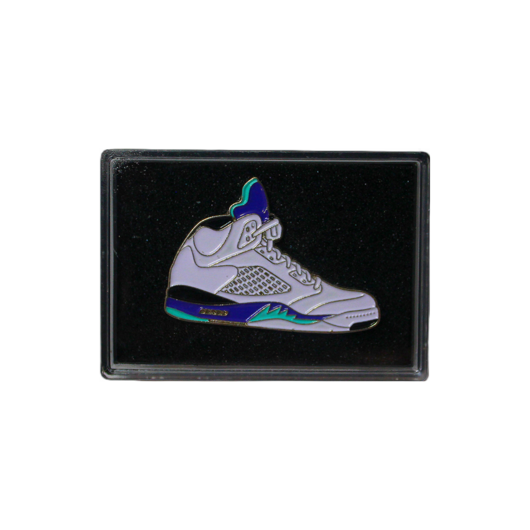 Jordan 5 Retro - Grape - Sneaker Pin